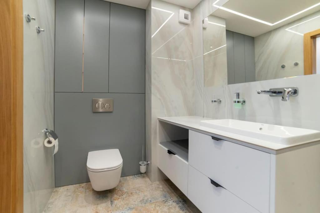 Apartament Koral - Kompozytorow Polskich 7 Lublin Exteriör bild